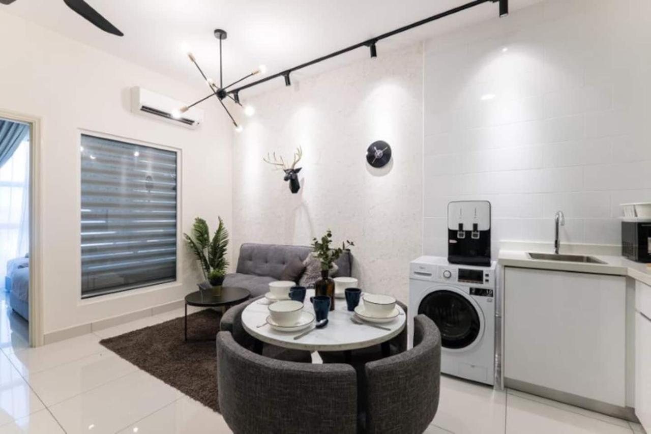 Arte Mont Kiara 3Pax Jacuzzi Pool Gym Near Mitec Matrade Kuala Lumpur Exterior foto